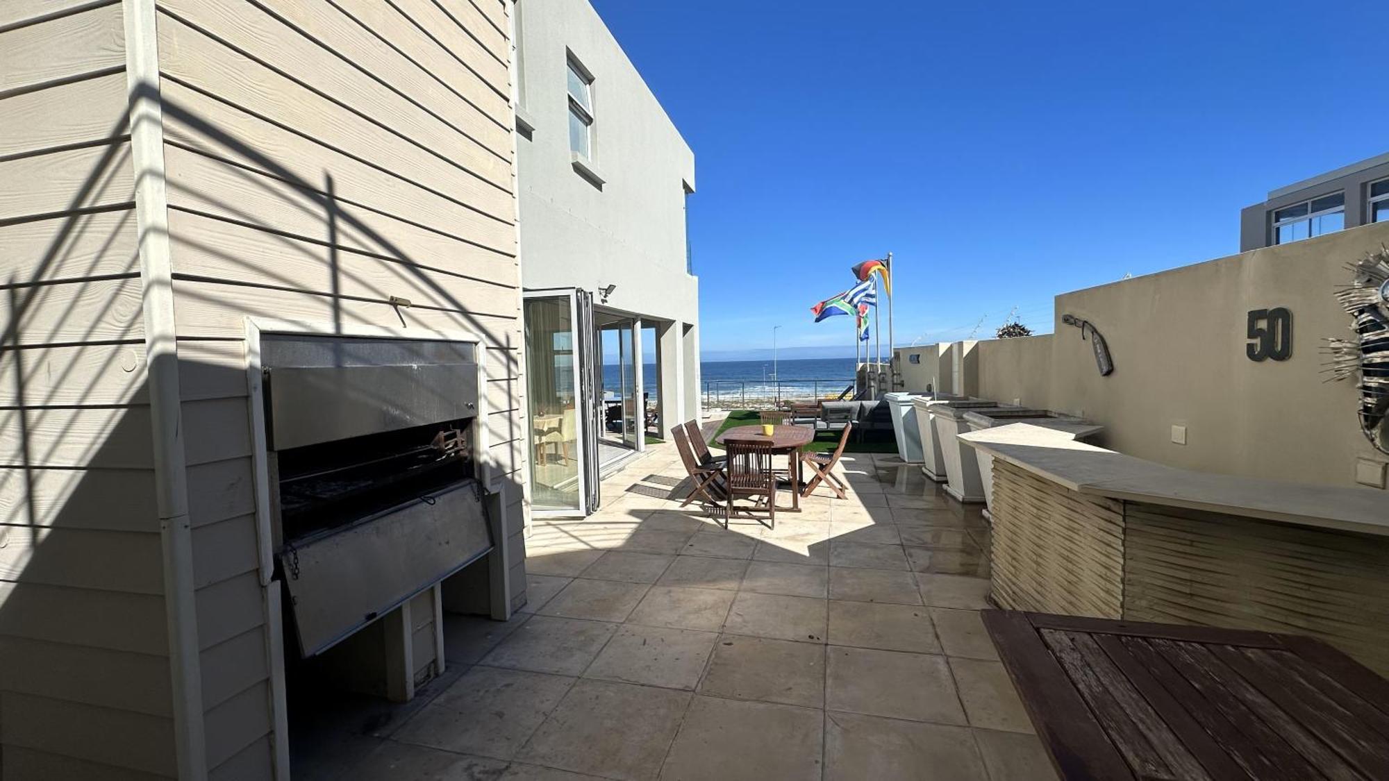 Oceansnest Guest House Bloubergstrand Exteriér fotografie