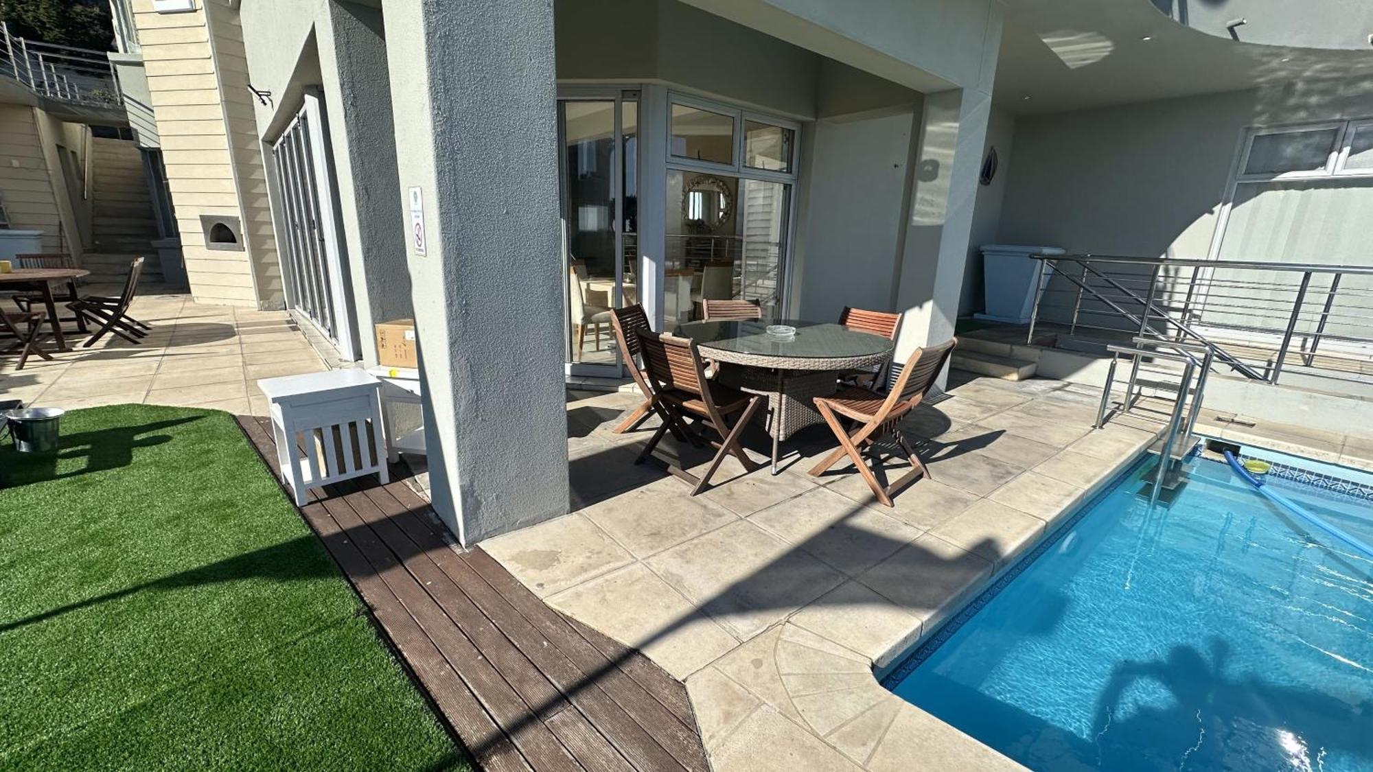 Oceansnest Guest House Bloubergstrand Exteriér fotografie