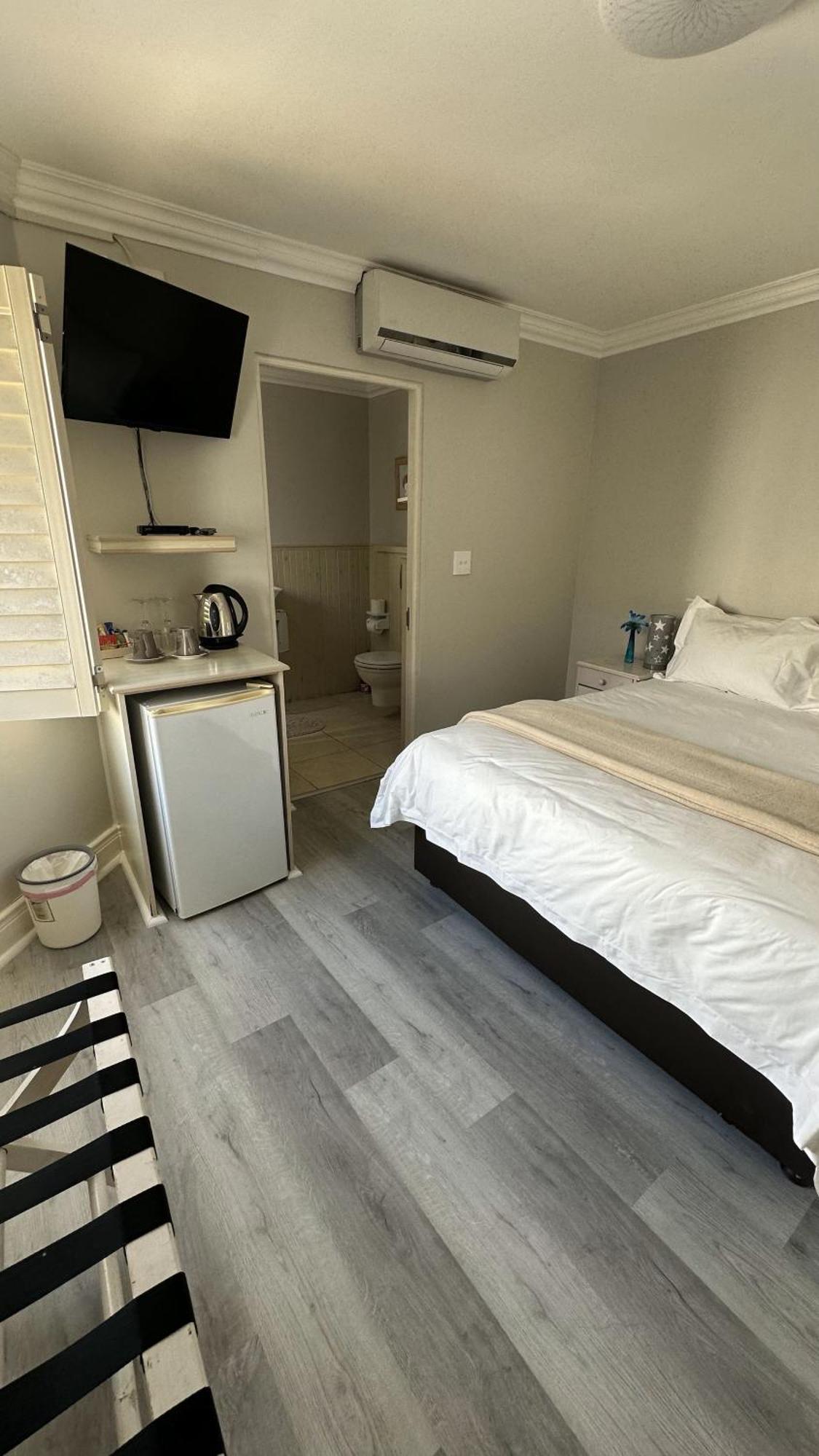 Oceansnest Guest House Bloubergstrand Exteriér fotografie