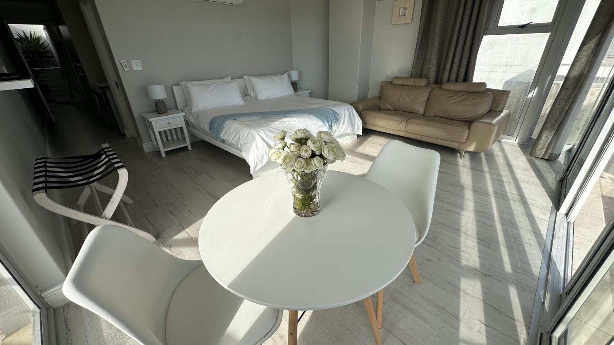 Oceansnest Guest House Bloubergstrand Exteriér fotografie