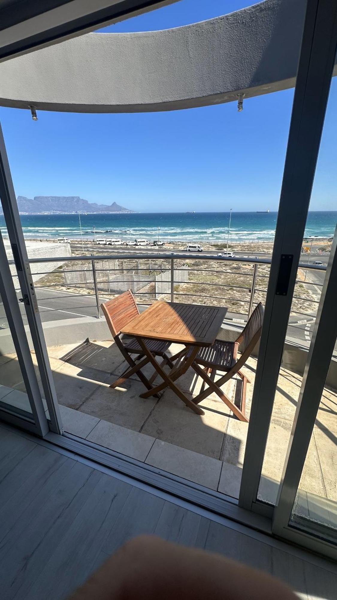 Oceansnest Guest House Bloubergstrand Exteriér fotografie
